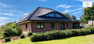 Hauptbild Idyllisches Einfamilienhaus Sackgasse mit Reitplatz Pferdestall/2,7 Hektar Weideland