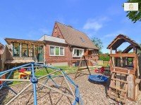 Hauptbild Charmantes modernisiertes und gepflegtes Einfamilienhaus mit der Möglichkeit einer Einliegerwohnung