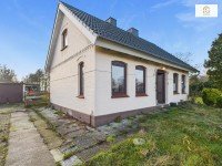 Hauptbild EFH mit direktem Deichblick mit Potenzial und großem Grundstück bestens geeignet für Pferdehaltung